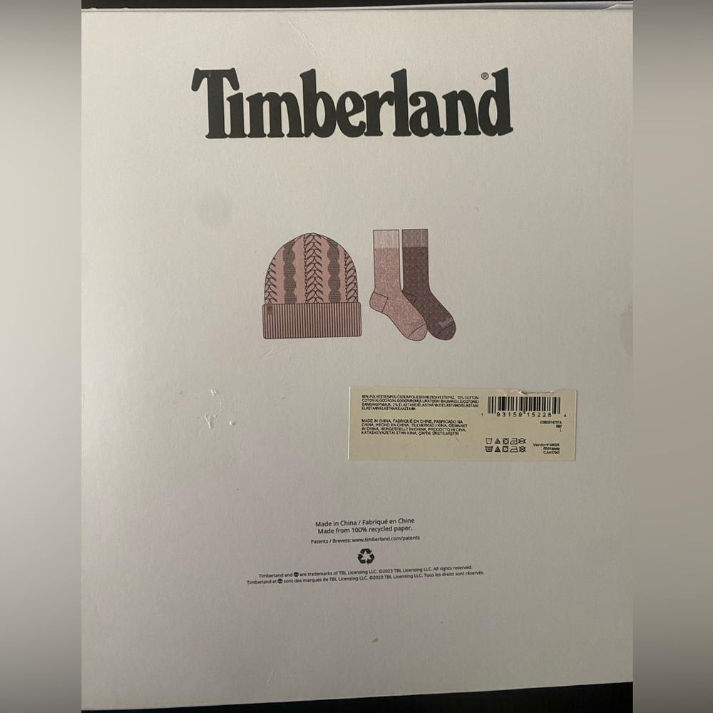 Brand new!! Timberland Hat and Socks Gift Set - Picture 2 of 2
